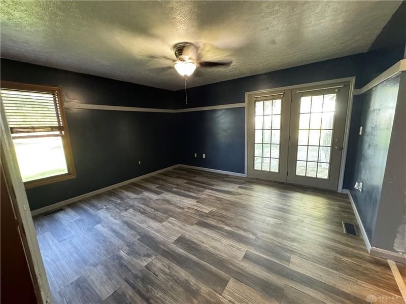 798 Brande Drive, Lakengren, OH 45320 Photo 8