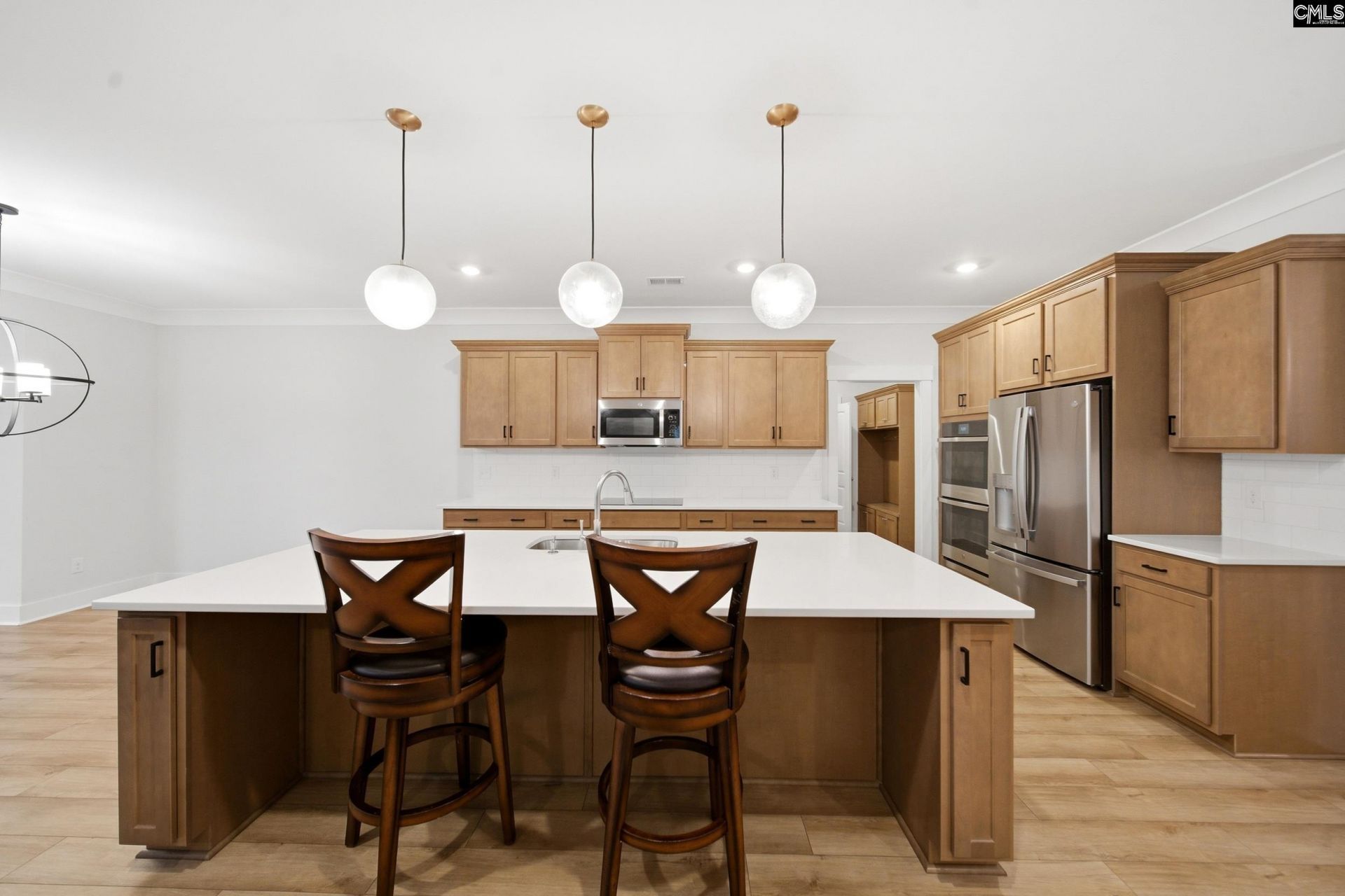 6005 Earnest Leen Drive  Photo 4