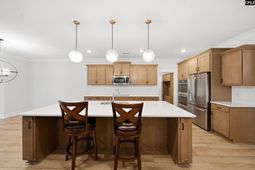 6005 Earnest Leen Drive  photo 4