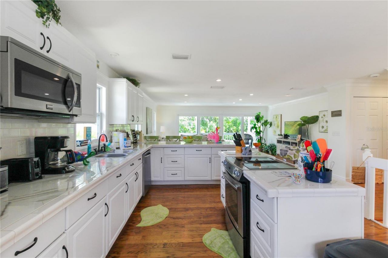 5021 Midnight Pass Road , Sarasota, FL 34242 Photo