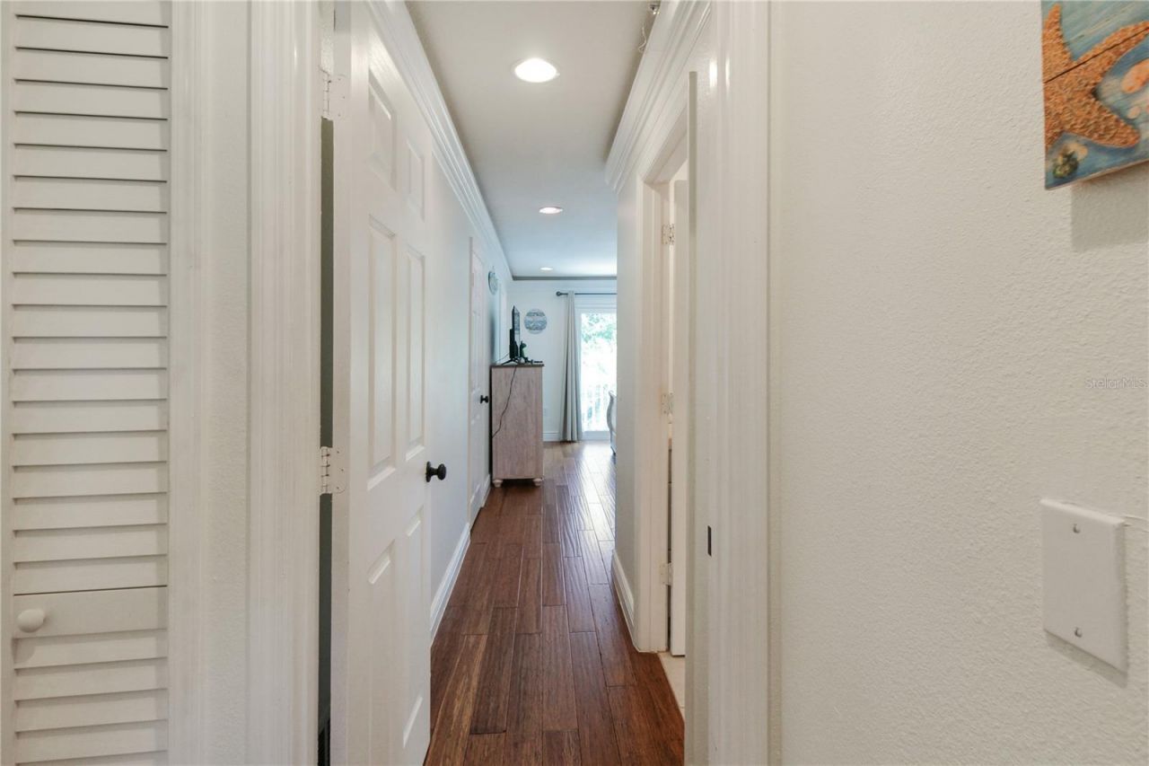5021 Midnight Pass Road , Sarasota, FL 34242 Photo