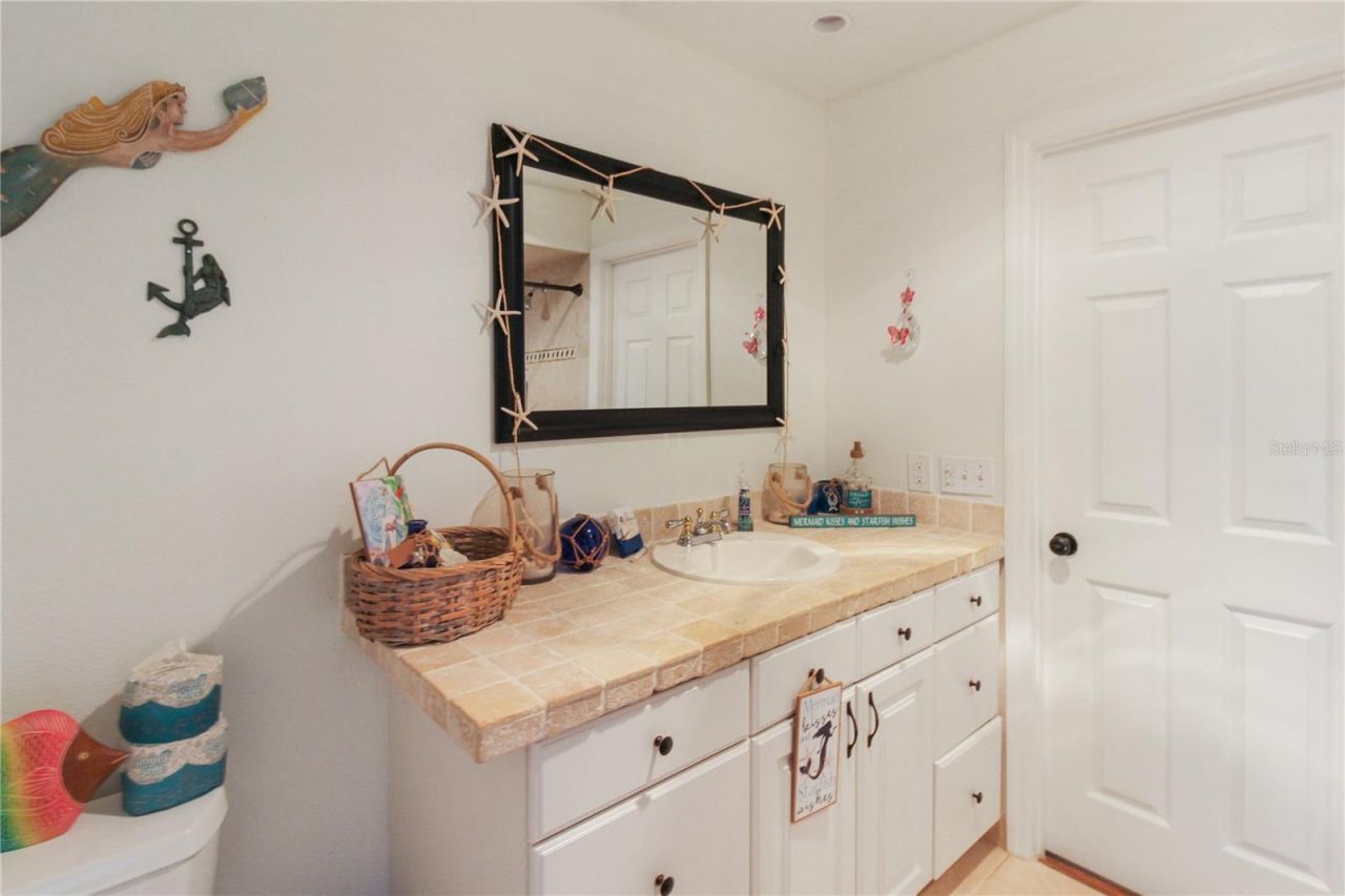 5021 Midnight Pass Road , Sarasota, FL 34242 Photo