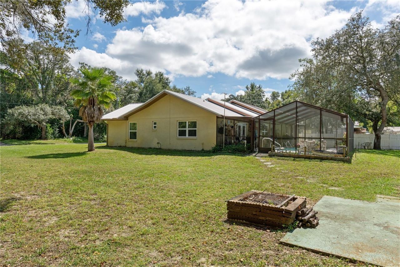915 Stetson Terrace , Inverness, FL 34450 Photo