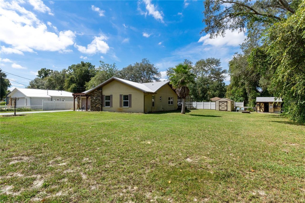 915 Stetson Terrace , Inverness, FL 34450 Photo