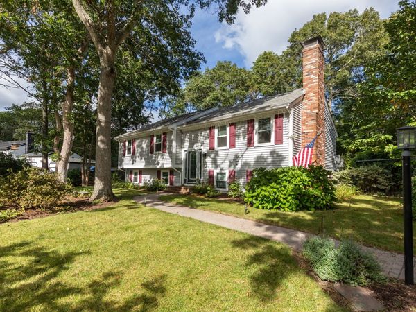 12 Pryer Drive, Bourne, MA 02559
