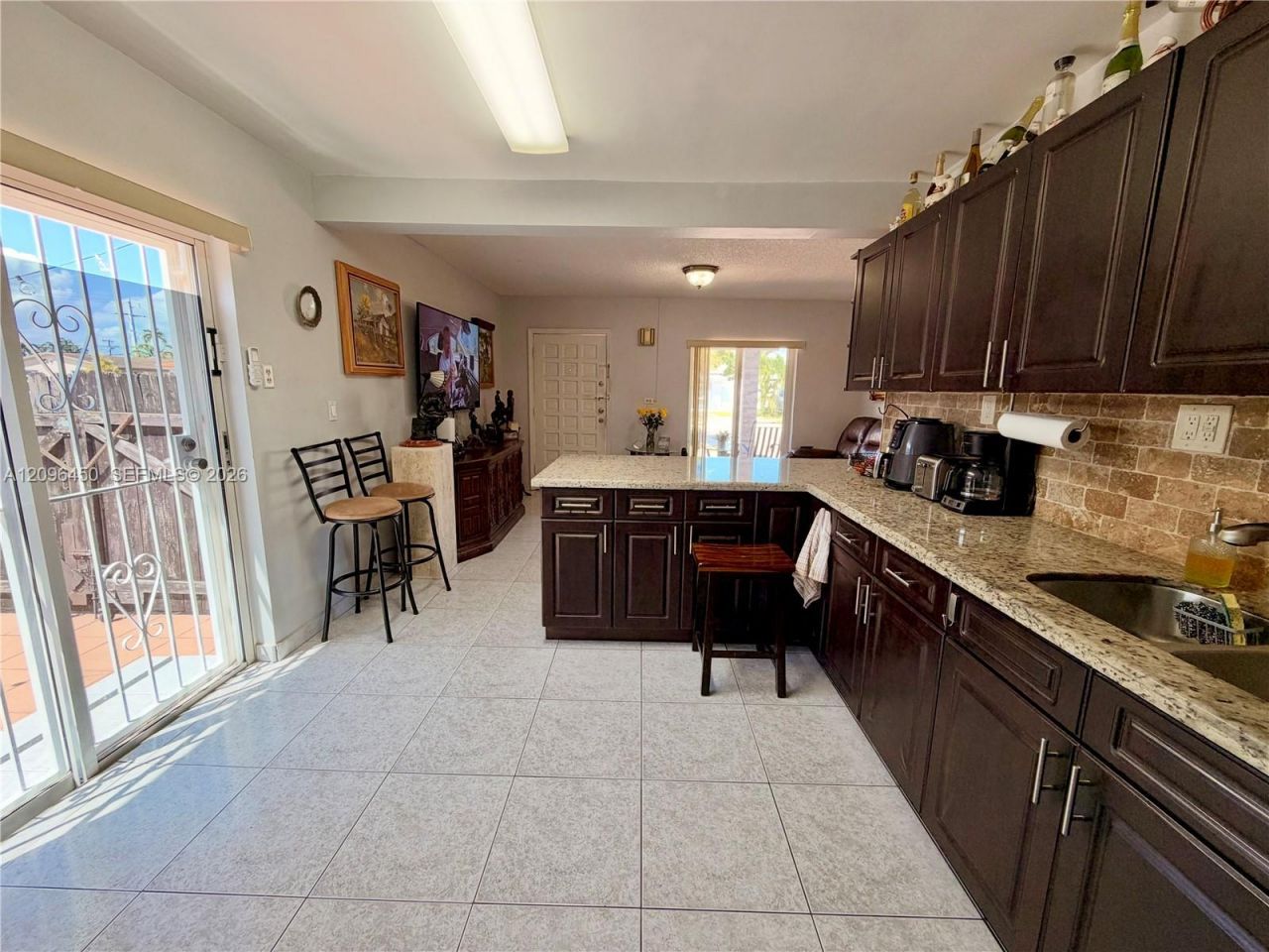 9360 SW 37th St, Miami, FL 33165 Photo