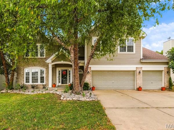 223 Chestnut Hill Drive, O'Fallon, MO 63368