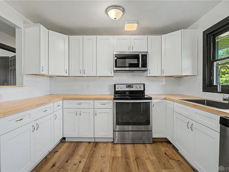 4653 Kolmar Avenue, Riverside, OH 45432 Photo 13