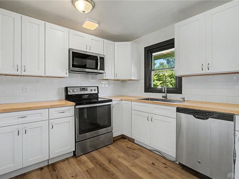 4653 Kolmar Avenue, Riverside, OH 45432 Photo 14
