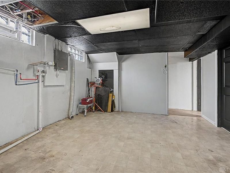 4653 Kolmar Avenue, Riverside, OH 45432 Photo 38
