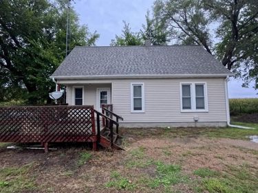 610 Walnut Street, Silver Creek, NE 68663