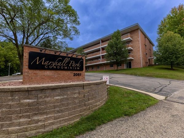 2051 Allen Boulevard, Unit 401, Middleton, WI 53562