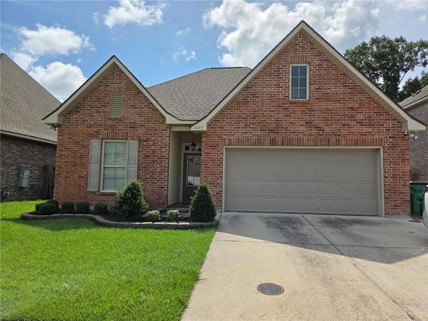 1081 BURGESS Drive , Marrero, LA 70072
