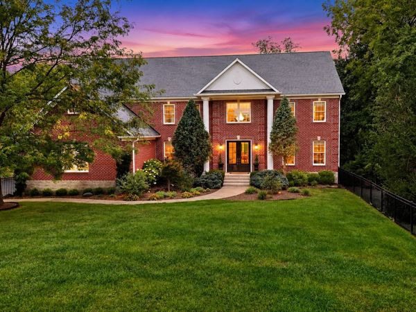 3323 S 800 E, Zionsville, IN 46077