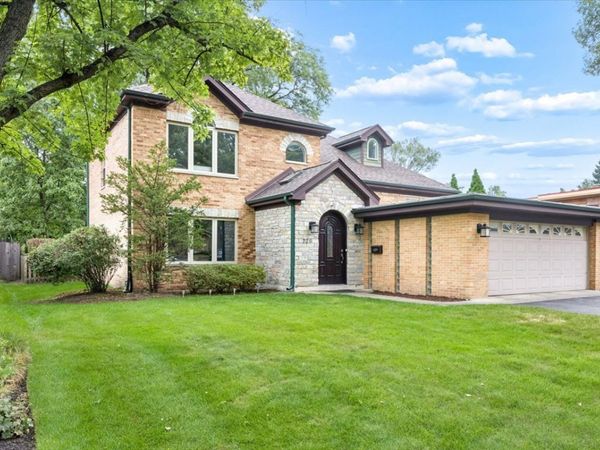 226 SUNSET Drive , Wilmette, IL 60091