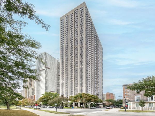 2650 N LAKEVIEW Avenue , Unit 1201, Chicago, IL 60614