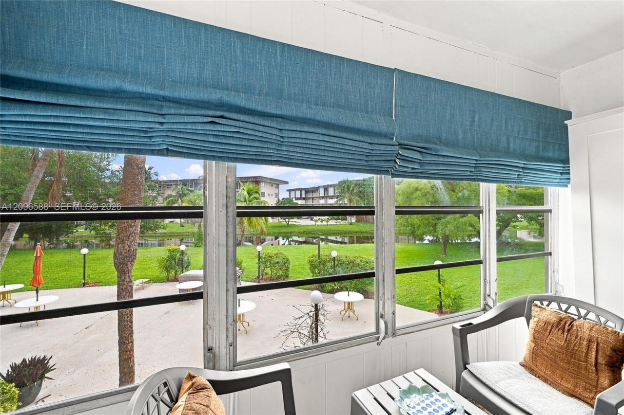 2800 NW 47th Ter, Unit 206B, Lauderdale Lakes, FL 33313 Photo