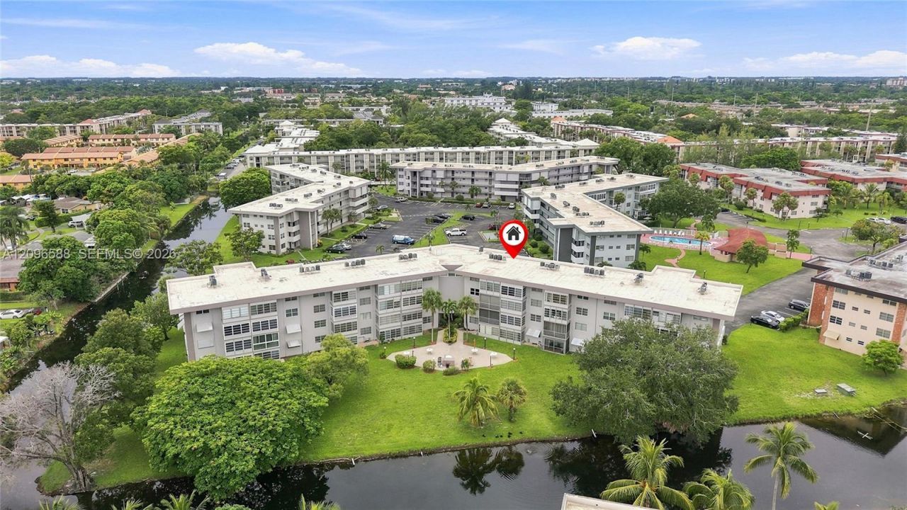 2800 NW 47th Ter, Unit 206B, Lauderdale Lakes, FL 33313 Photo