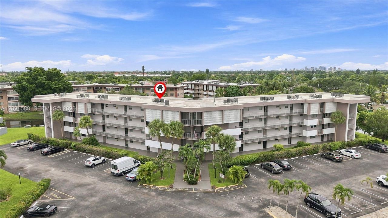 2800 NW 47th Ter, Unit 206B, Lauderdale Lakes, FL 33313 Photo