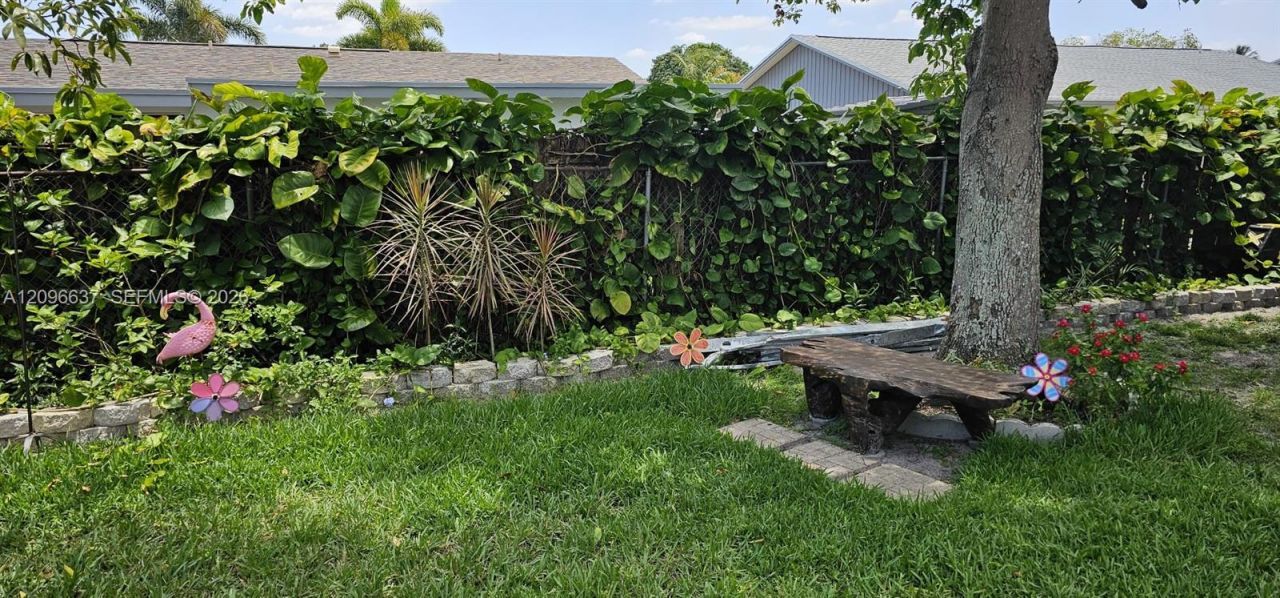 8310 NW 47th St, Lauderhill, FL 33351 Photo