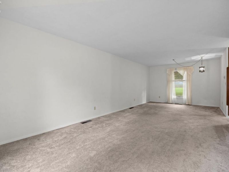 5638 Mills Creek, North Ridgeville, OH 44039 Photo 4