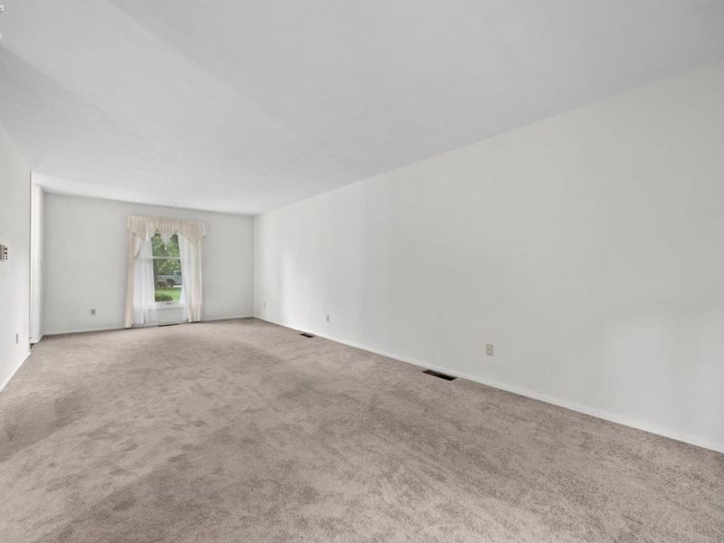 5638 Mills Creek, North Ridgeville, OH 44039 Photo 7