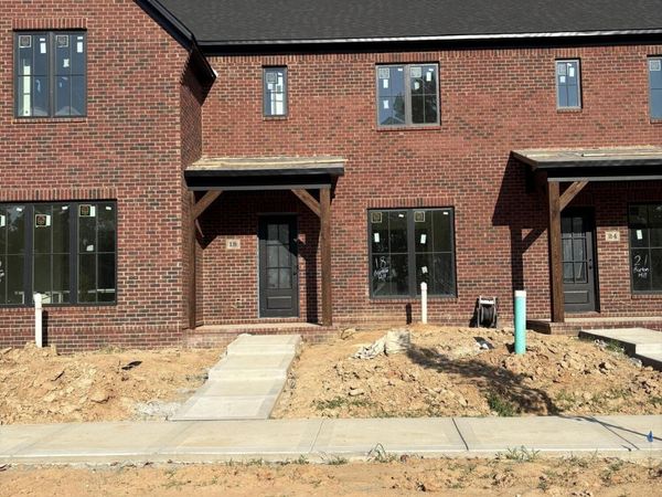 18 Barton Hill Boulevard , Jackson, TN 38305