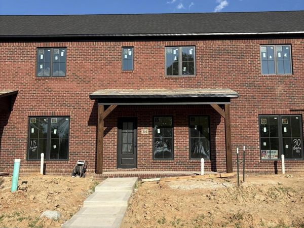 24 Barton Hill Boulevard , Jackson, TN 38305