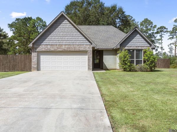 27859 Margaret Dr, Holden, LA 70744