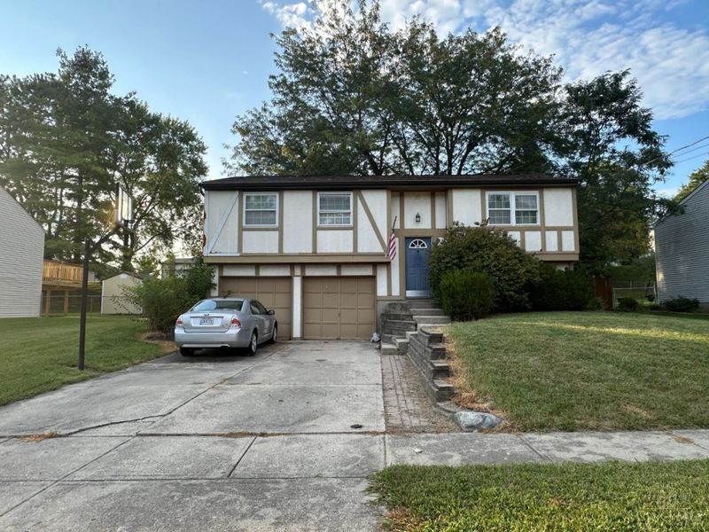 5739 Planet Drive, Fairfield, OH 45014 Photo 2