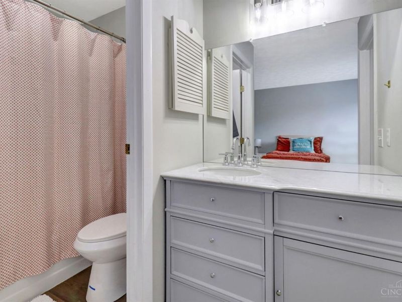 9441 Colegate Way, West Chester, OH 45011 Photo 27