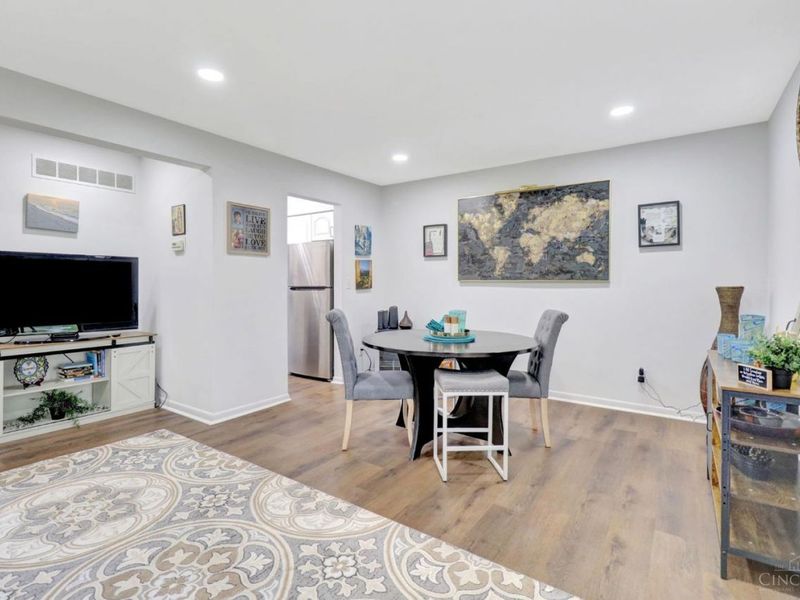 9441 Colegate Way, West Chester, OH 45011 Photo 8