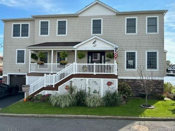 632 Arthur Street , Baldwin, NY 11510