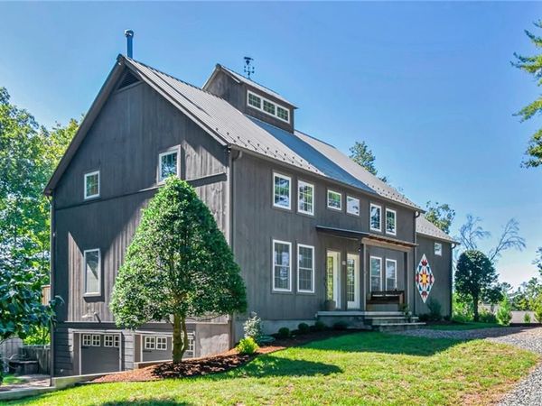145 Decoy Drive , Wilkesboro, NC 28697