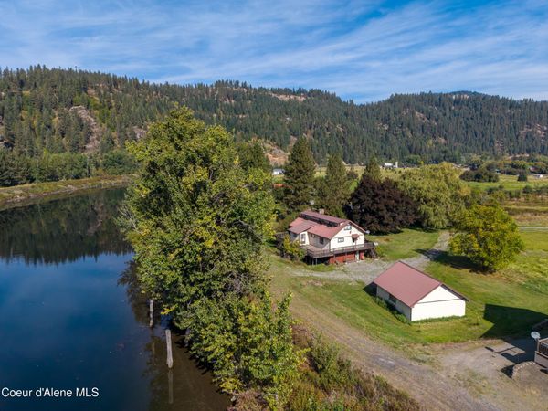 826 Riverdale DR, St. Maries, ID 83861