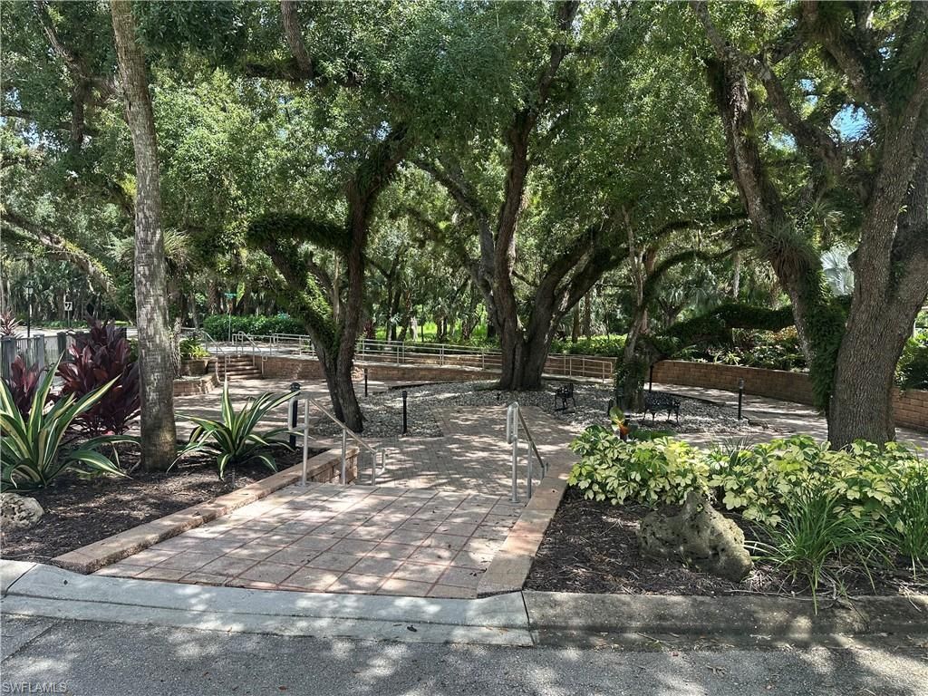 21194 Old Oak Pl , Estero, FL 33928 Photo