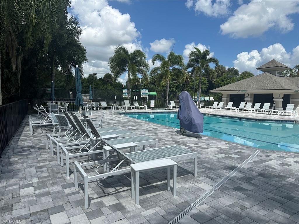 21194 Old Oak Pl , Estero, FL 33928 Photo