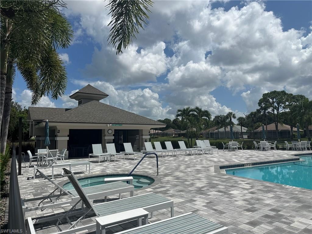21194 Old Oak Pl , Estero, FL 33928 Photo