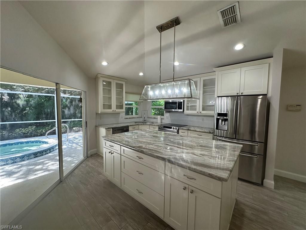 21194 Old Oak Pl , Estero, FL 33928 Photo