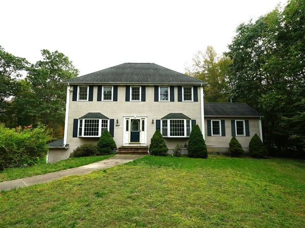 697 Tremont St, Dighton, MA 02764