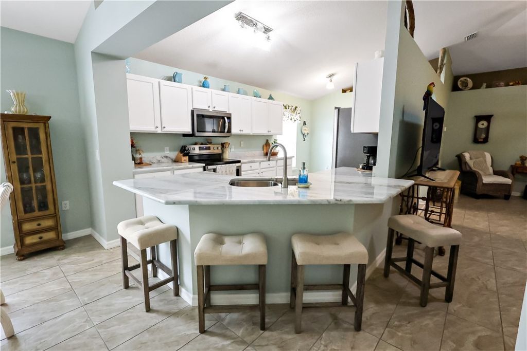 156 Morgan Circle, Sebastian, FL 32958 Photo