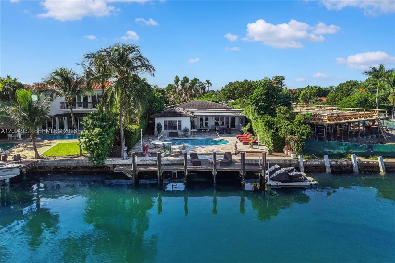 435 N Shore Dr , Miami Beach, FL 33141 Photo