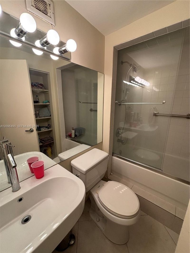 801 Brickell Bay Dr , Unit 1265, Miami, FL 33131 Photo