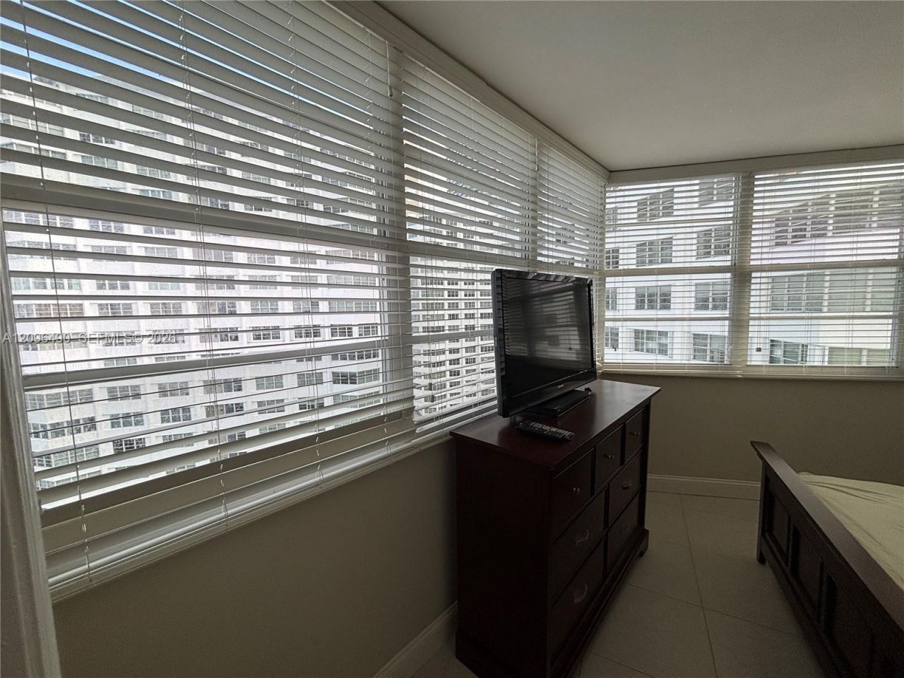 801 Brickell Bay Dr , Unit 1265, Miami, FL 33131 Photo