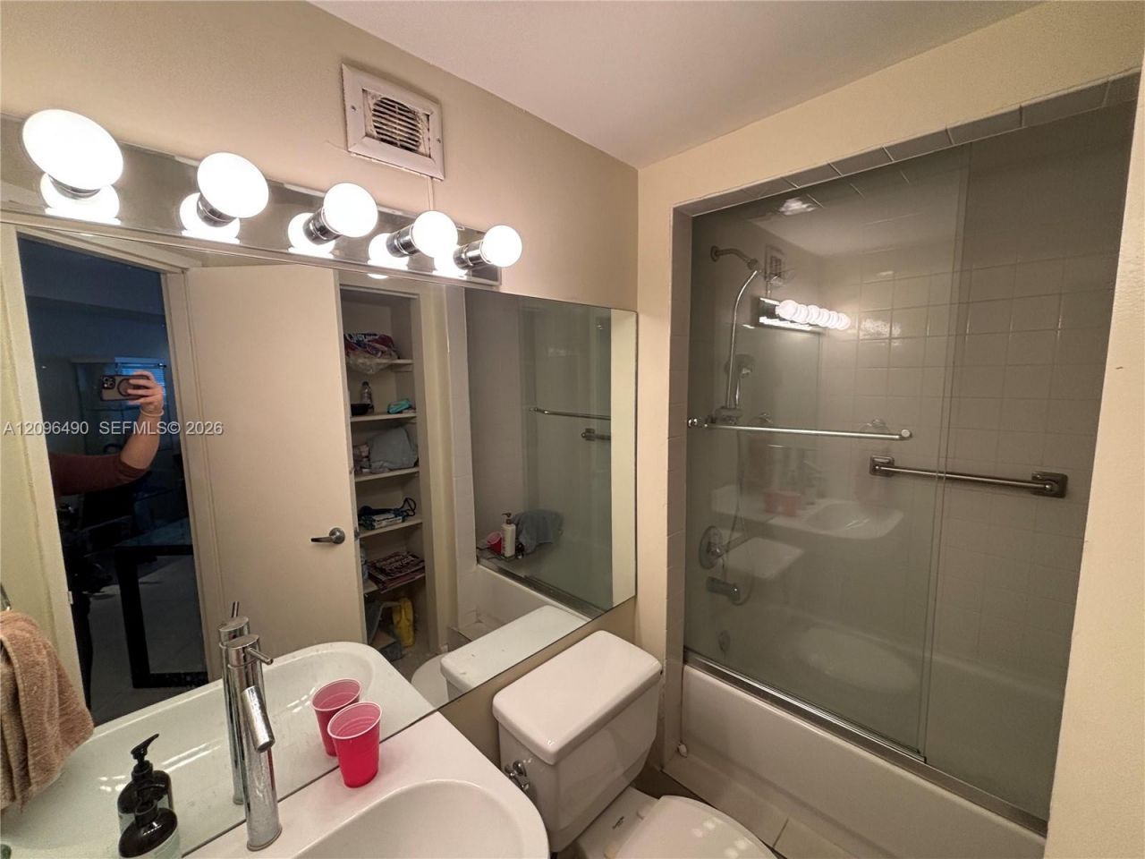 801 Brickell Bay Dr , Unit 1265, Miami, FL 33131 Photo