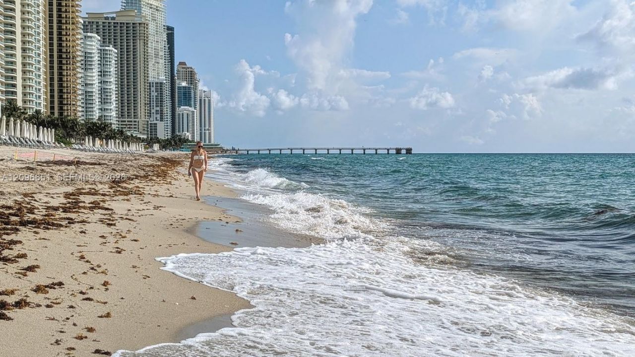 300 Bayview Dr, Unit 206, Sunny Isles Beach, FL 33160 Photo