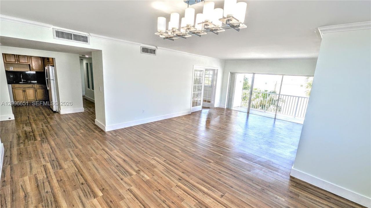 300 Bayview Dr, Unit 206, Sunny Isles Beach, FL 33160 Photo
