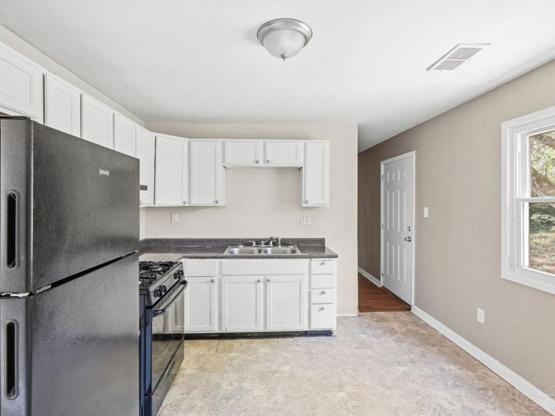 10023 Crusader Drive, Colerain Township, OH 45251 Photo 5