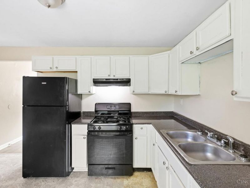 10023 Crusader Drive, Colerain Township, OH 45251 Photo 7