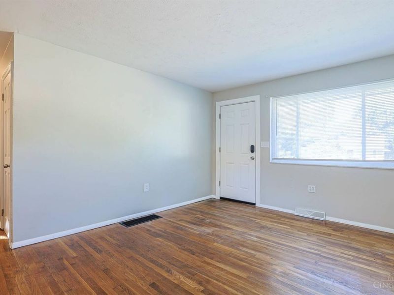 4310 Sunburst Lane, Cincinnati, OH 45238 Photo 5